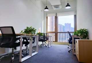 高亮光喷漆房设备